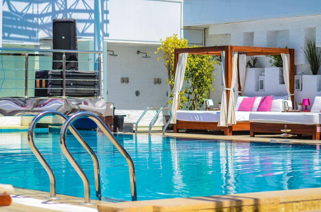 Sun City Hotel - The Gabriel Κάιρο Εξωτερικό φωτογραφία The pool at the W South Beach